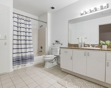 630 W 6th Street - Photo Thumbnail 16