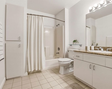 630 W 6th Street - Photo Thumbnail 10