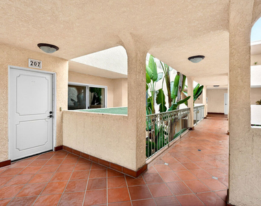 914 Lincoln Boulevard - Photo Thumbnail 22