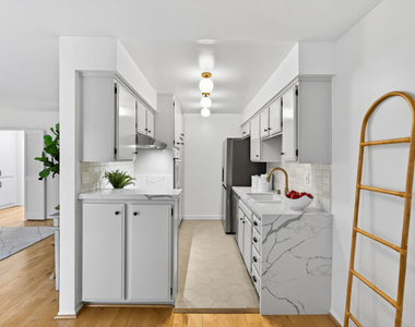 914 Lincoln Boulevard - Photo Thumbnail 10