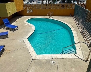 4550 Overland Avenue - Photo Thumbnail 1