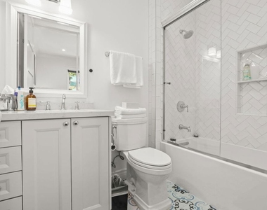 832 Las Lomas Avenue - Photo Thumbnail 17