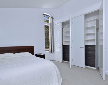 9908 Lancer Court - Photo Thumbnail 31