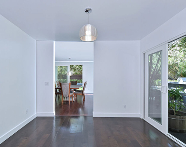 9908 Lancer Court - Photo Thumbnail 15