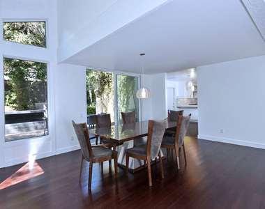 9908 Lancer Court - Photo Thumbnail 13