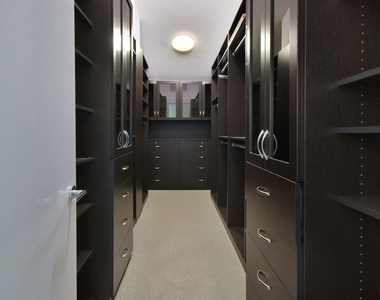 9908 Lancer Court - Photo Thumbnail 40