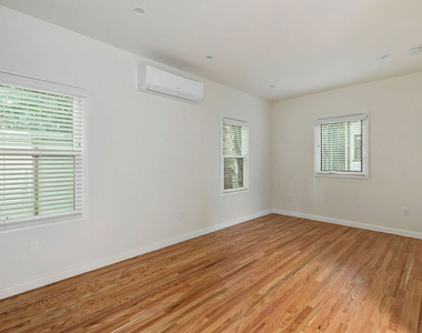 6348 Colgate Avenue - Photo Thumbnail 16