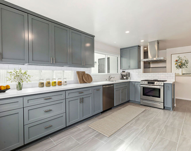 6348 Colgate Avenue - Photo Thumbnail 4