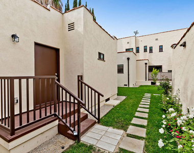 6348 Colgate Avenue - Photo Thumbnail 15