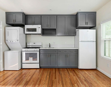 6348 Colgate Avenue - Photo Thumbnail 17