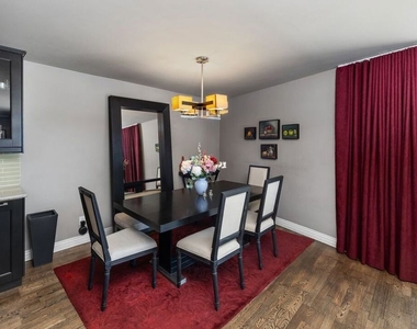 2260 N Cahuenga Boulevard - Photo Thumbnail 18