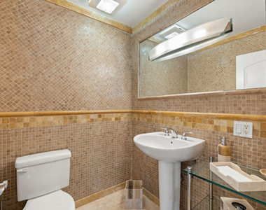 6416 W 83rd Street - Photo Thumbnail 11