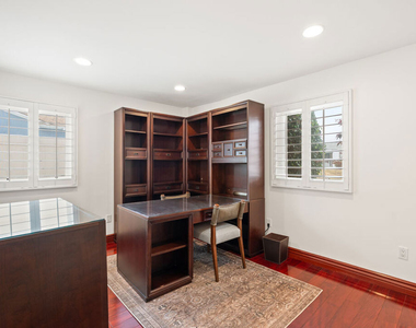 6416 W 83rd Street - Photo Thumbnail 10