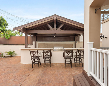 6416 W 83rd Street - Photo Thumbnail 29
