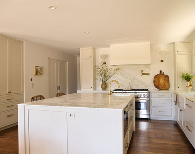 519 Moreno Avenue - Photo Thumbnail 11