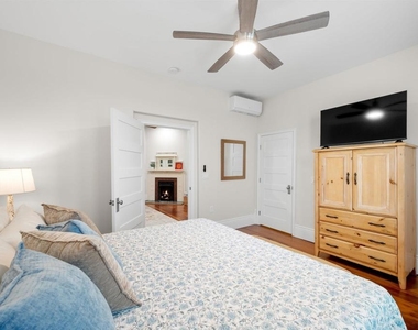 2251 Brant Street - Photo Thumbnail 19