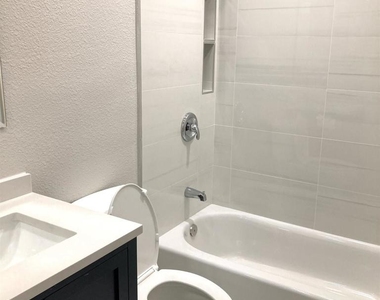 6152 Branting - Photo Thumbnail 9