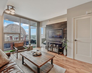321 10th Ave - Photo Thumbnail 14