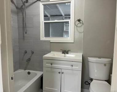 3610 N 44th - Photo Thumbnail 8