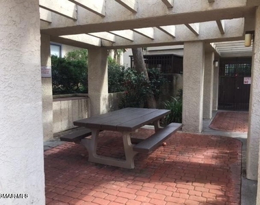 2360 Archwood Lane - Photo Thumbnail 14