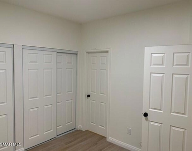 2360 Archwood Lane - Photo Thumbnail 9