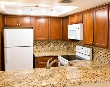 47395 Monroe St, Unit#286 - Photo Thumbnail 5