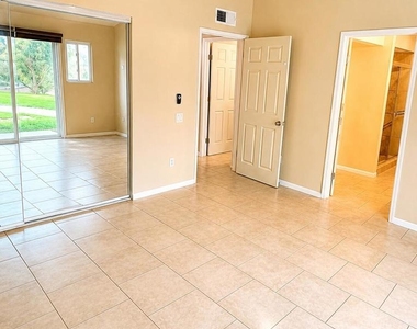 47395 Monroe St, Unit#286 - Photo Thumbnail 7