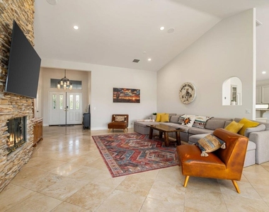 45168 Coeur Dalene Drive - Photo Thumbnail 16