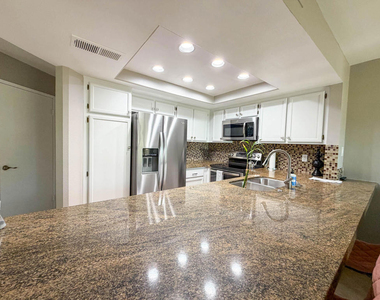 78301 Terra Cotta Court - Photo Thumbnail 10