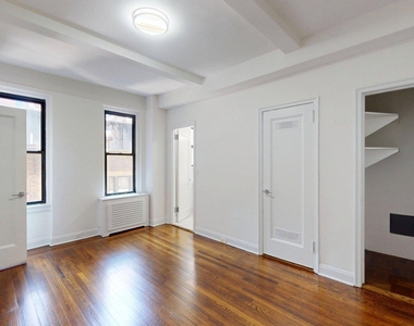 140 East 46th Street  - Photo Thumbnail 1
