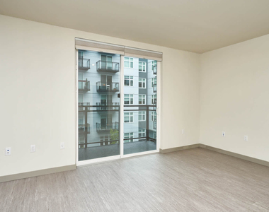 520 Terry Avenue - Photo Thumbnail 21