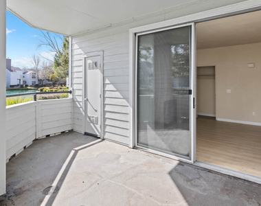 300 Timberhead Lane - Photo Thumbnail 16