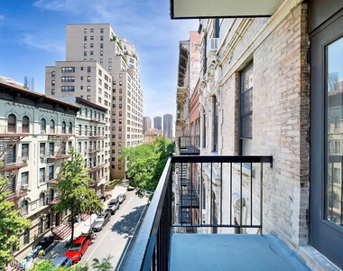 East 25th Street - Photo Thumbnail 5