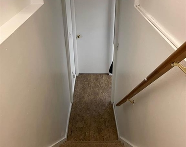 836 Windmill Avenue - Photo Thumbnail 1
