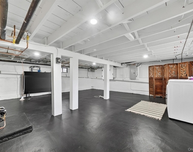 32 Dutchess Terrace - Photo Thumbnail 32