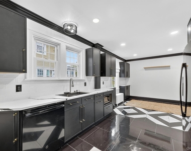 32 Dutchess Terrace - Photo Thumbnail 21