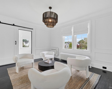 32 Dutchess Terrace - Photo Thumbnail 9