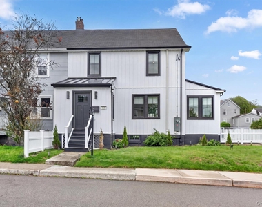 32 Dutchess Terrace - Photo Thumbnail 3