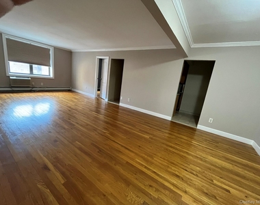 101 Jackson Avenue - Photo Thumbnail 22
