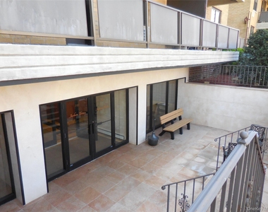 101 Jackson Avenue - Photo Thumbnail 4