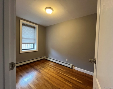 101 Jackson Avenue - Photo Thumbnail 12
