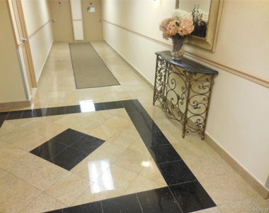 101 Jackson Avenue - Photo Thumbnail 8