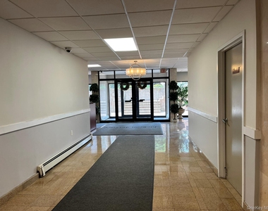 101 Jackson Avenue - Photo Thumbnail 2