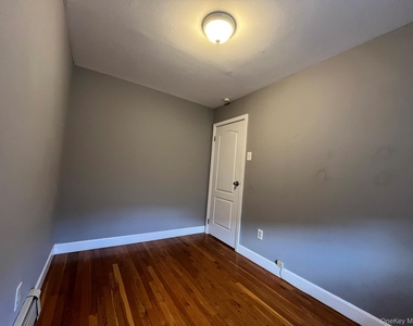 101 Jackson Avenue - Photo Thumbnail 13