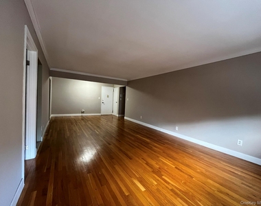 101 Jackson Avenue - Photo Thumbnail 10