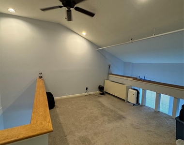 1701 Crompond Road - Photo Thumbnail 5