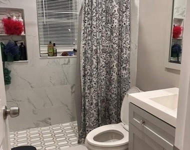 460 Chester St - Photo Thumbnail 5