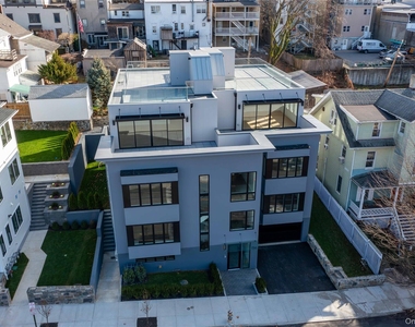 156 Palisade Street - Photo Thumbnail 2