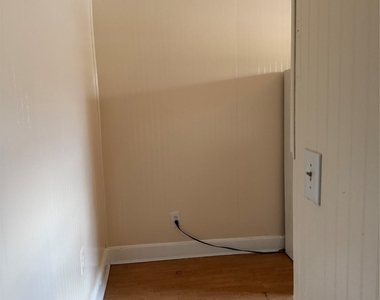 1654 Grand Avenue - Photo Thumbnail 5
