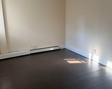 1654 Grand Avenue - Photo Thumbnail 2